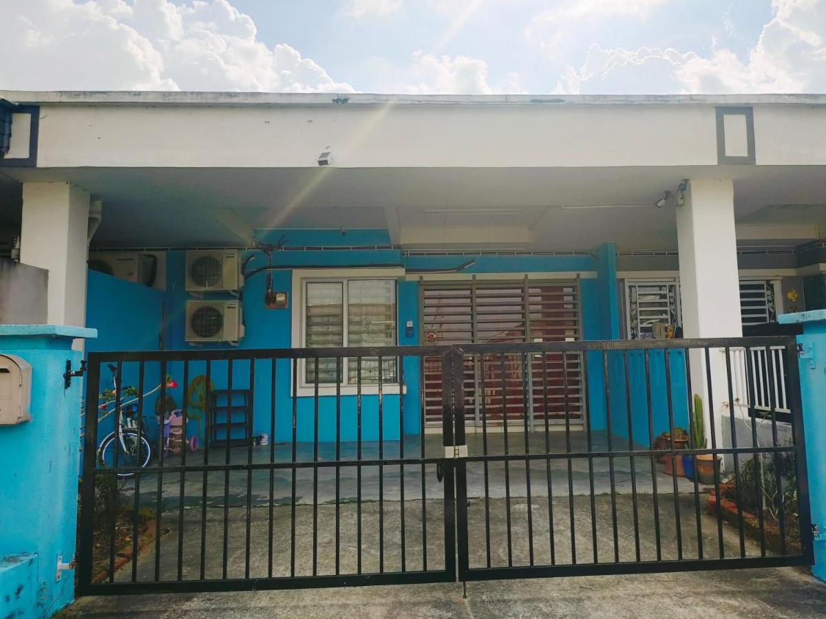 Hanaa Homestay Meru Ипох Екстериор снимка