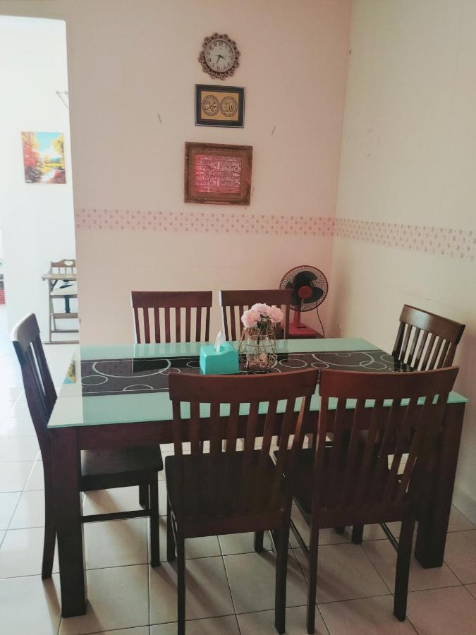 Hanaa Homestay Meru Ипох Екстериор снимка